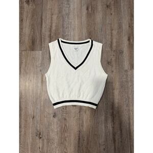 Aritzia Sunday Best Women's Quinn Sweater Vest Size Medium